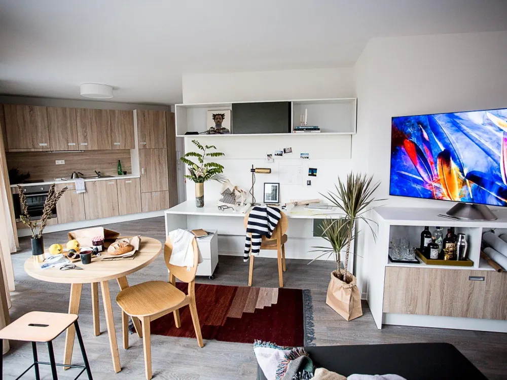 Möblierte Komfort XL-Apartments im "Main Atrium" auf der Hafenins