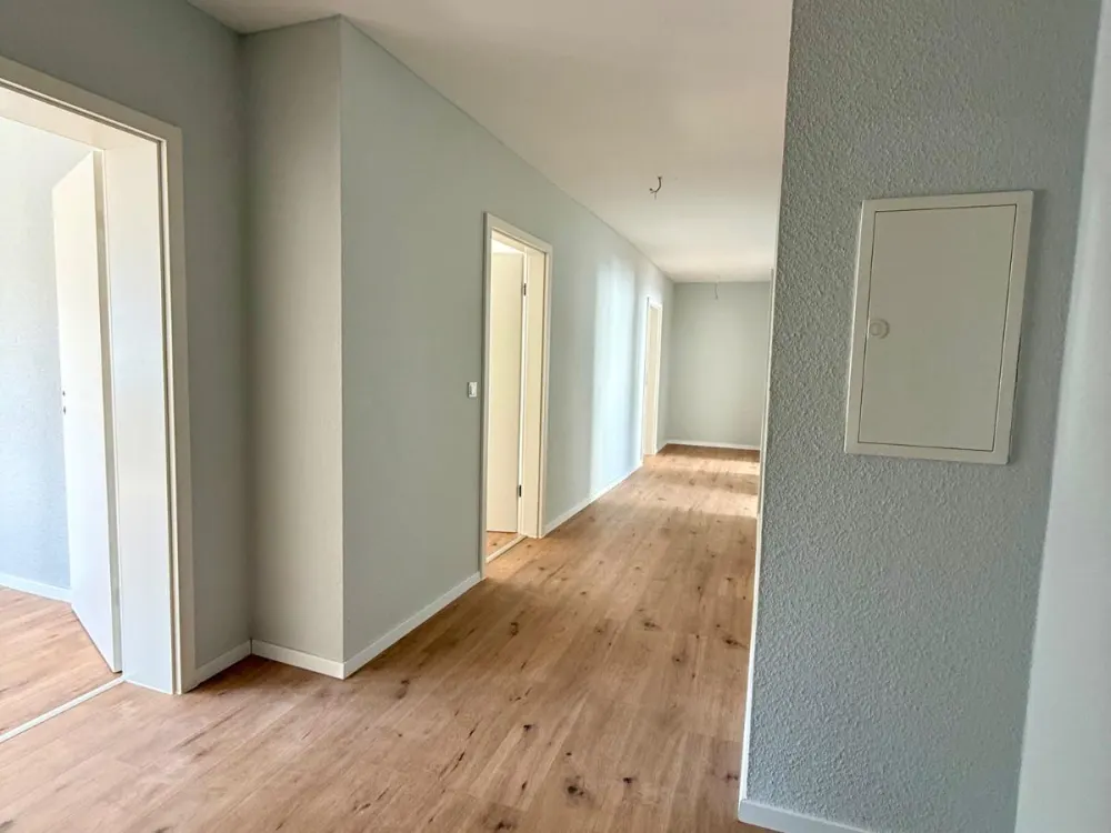 First Occupancy After Renovation 4-Room Apartment + Balcony - Suitable for 4-Person Shared Flat