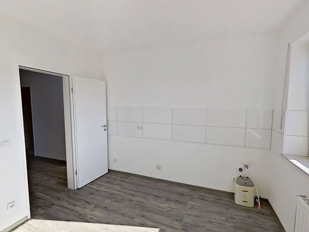 Raffiniert geschnitten & lichtdurchflutet: Exklusive 2-Zimmer-Wohnung mit Balkon & Tageslicht-Ambiente
