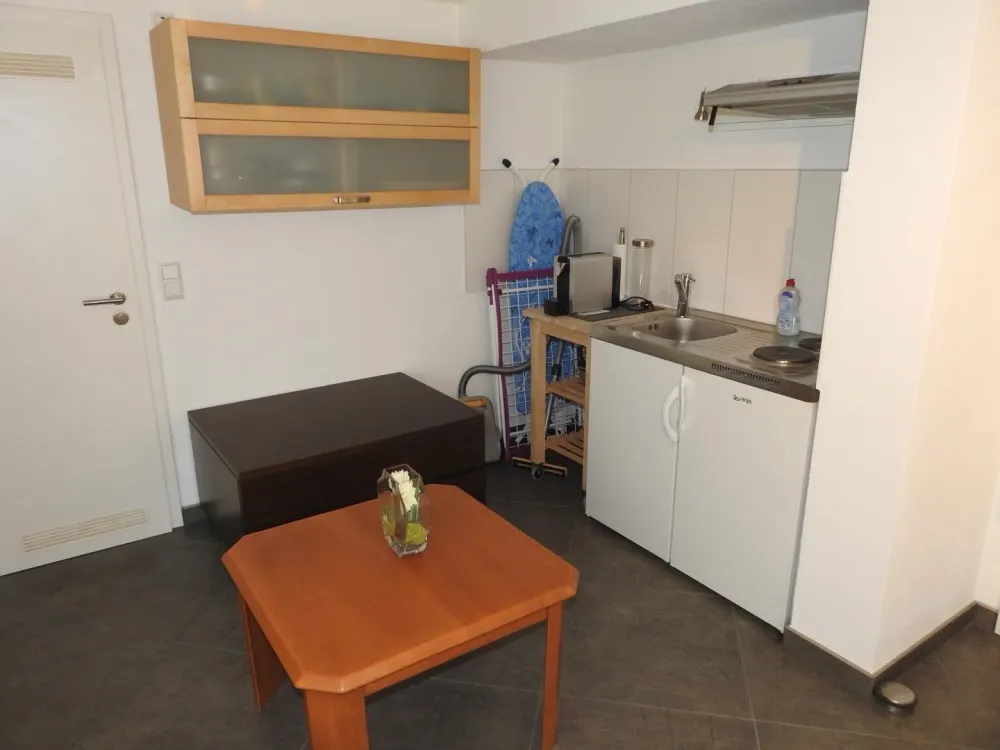 Vollständig möbliertes Apartment Stuttgart Lederberg eine Person