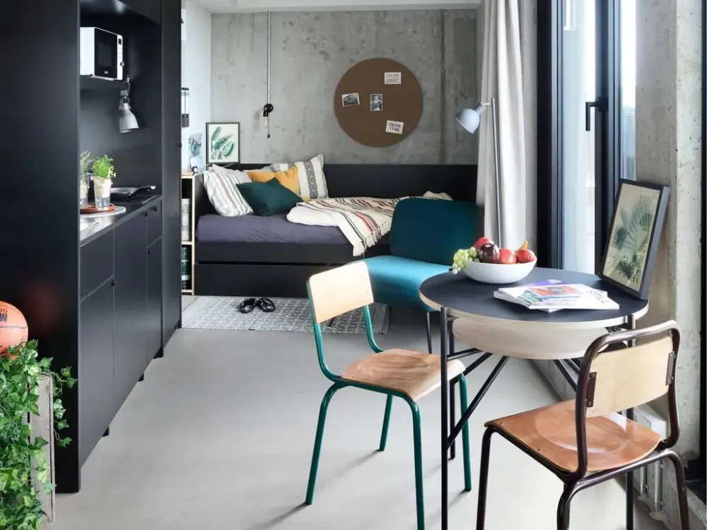 NW RIE Penthouse Loft Balcony LT