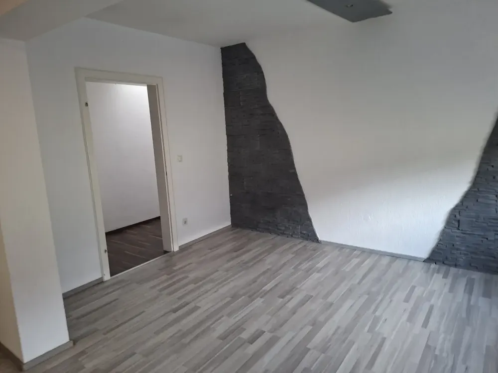 Helle, renovierte Wohnung im 1 OG mit 2,5 Zimmern in Bochum