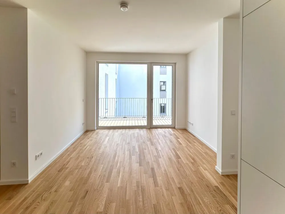 Traumhafte, ruhige und großzügige 2-Zi.-Whg. mit Balkon & hochwertiger EBK!