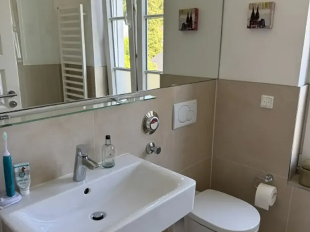 Köln-Lindenthal ! 4- Zimmerwohnung mit Südterrasse, Keller