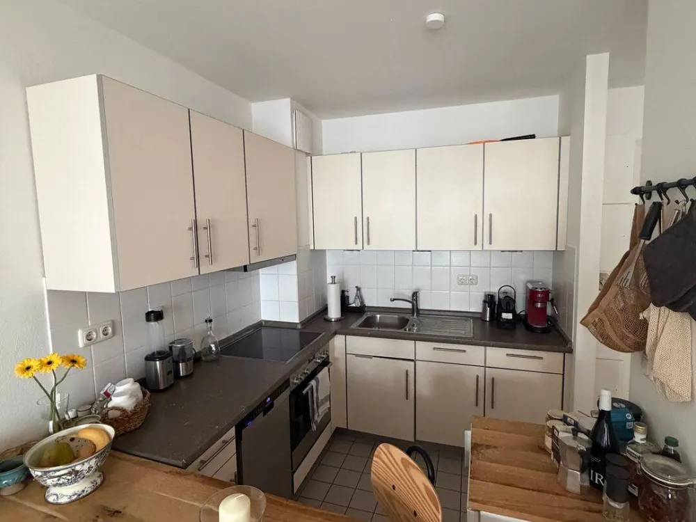 Furnished 2-Room Apartment in Berlin-Mitte with Large Balcony & View of the Berlin TV Tower