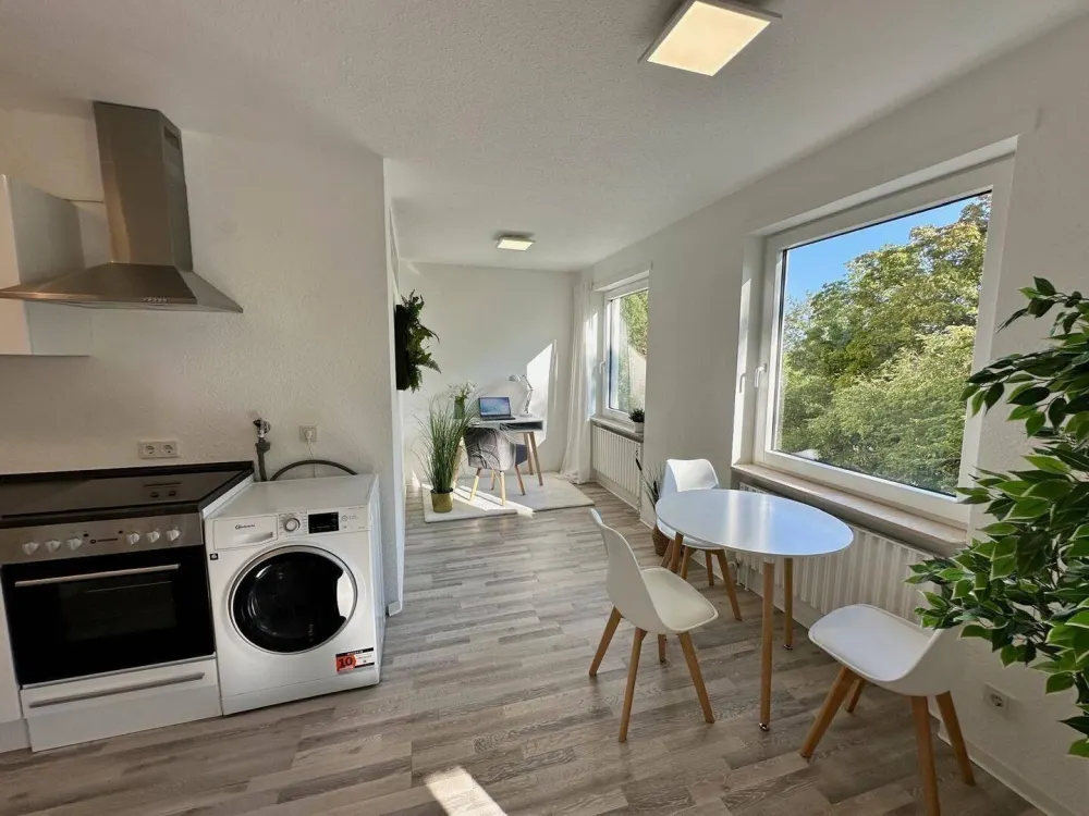 Wunderschöne, neu renovierte Wohnung am Eschberger Park
