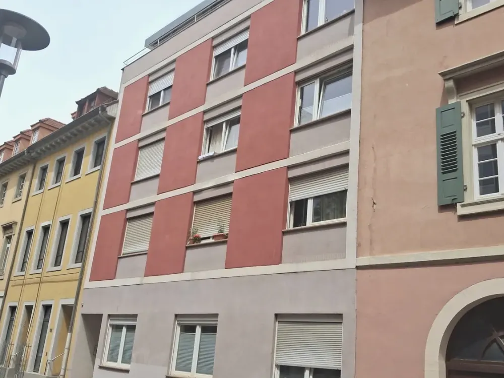 schöne Wohnung in zentraler Lage