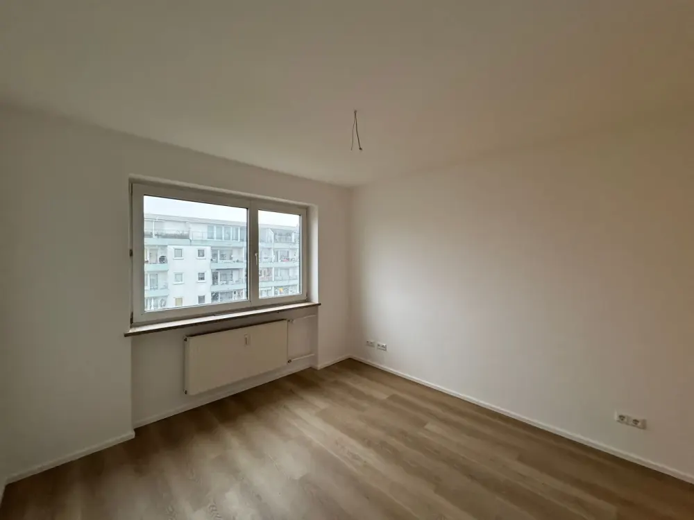 Modernisierte 3-Zimmer-Wohnung mit Balkon in Oberschleißheim
