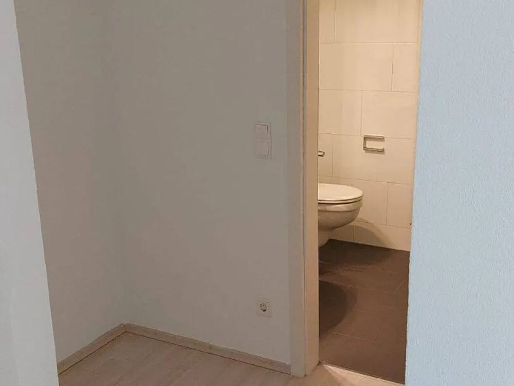 Beautiful 2-Room Apartment with 59 m² in Central Location for Rent