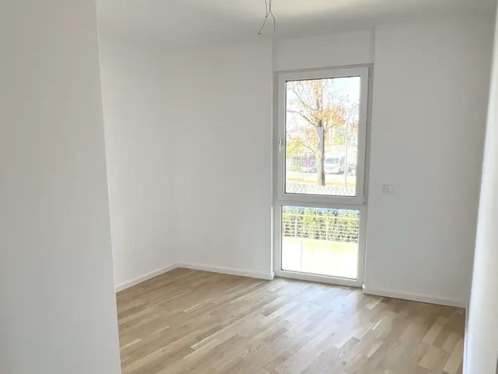 Großzügige Balkonwohnung mit TG-Stellplatz in Zentrumsnähe zu vermieten!