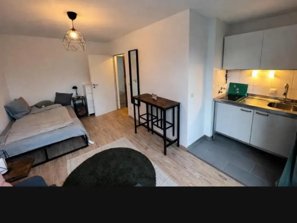 Voll möblierte Wohnung in Düsseldorf-Gerresheim
