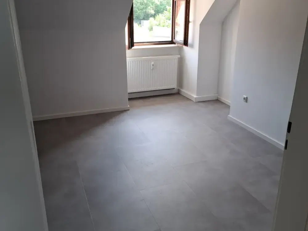 frisch renovierte, helle 3-Zimmer-Wohnung