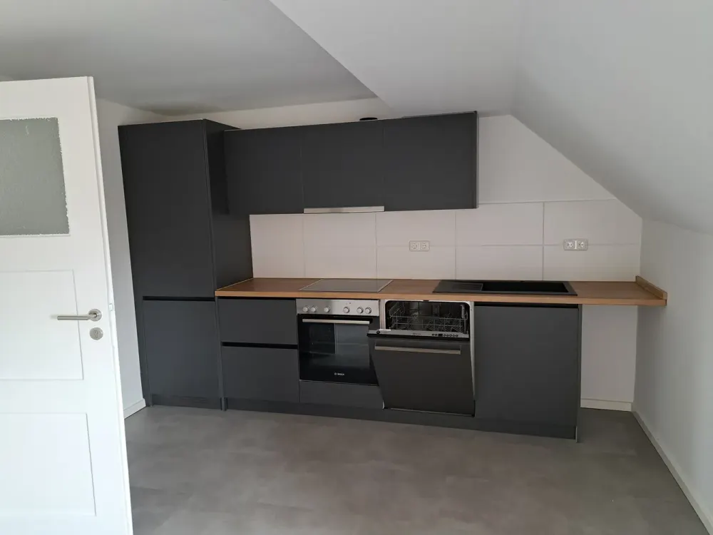 frisch renovierte, helle 3-Zimmer-Wohnung