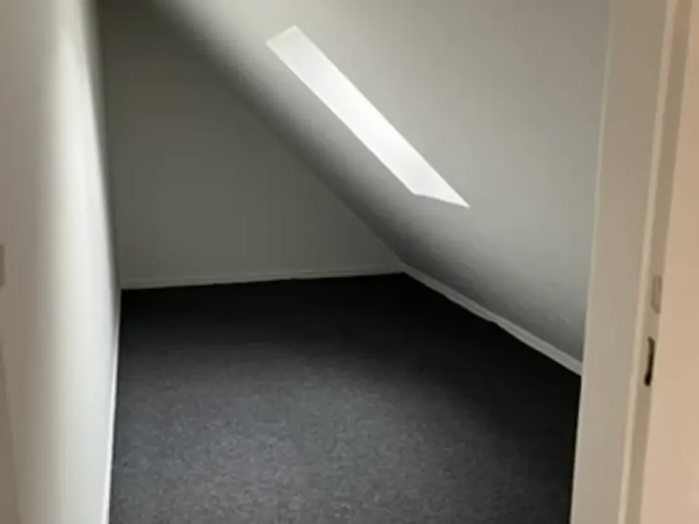 Schöne 4-Zimmer-Maisonette-Wohnung mit luxuriöser Innenausstattung mit EBK in Witten