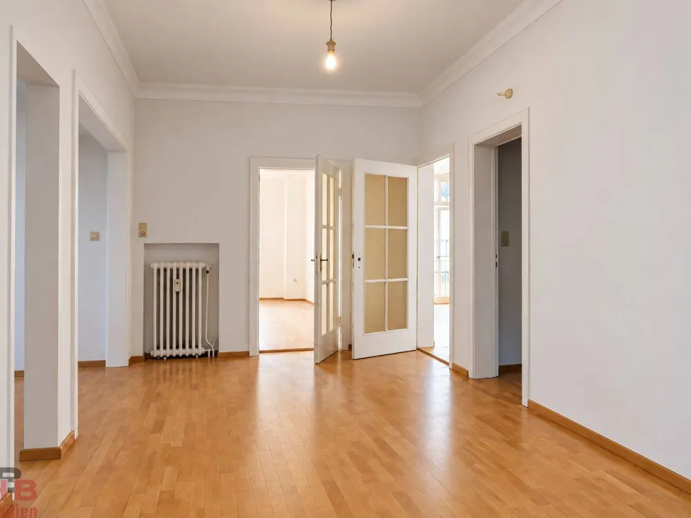 Vier Zimmer, beste Lage, viele Möglichkeiten - perfekt für eine WG!