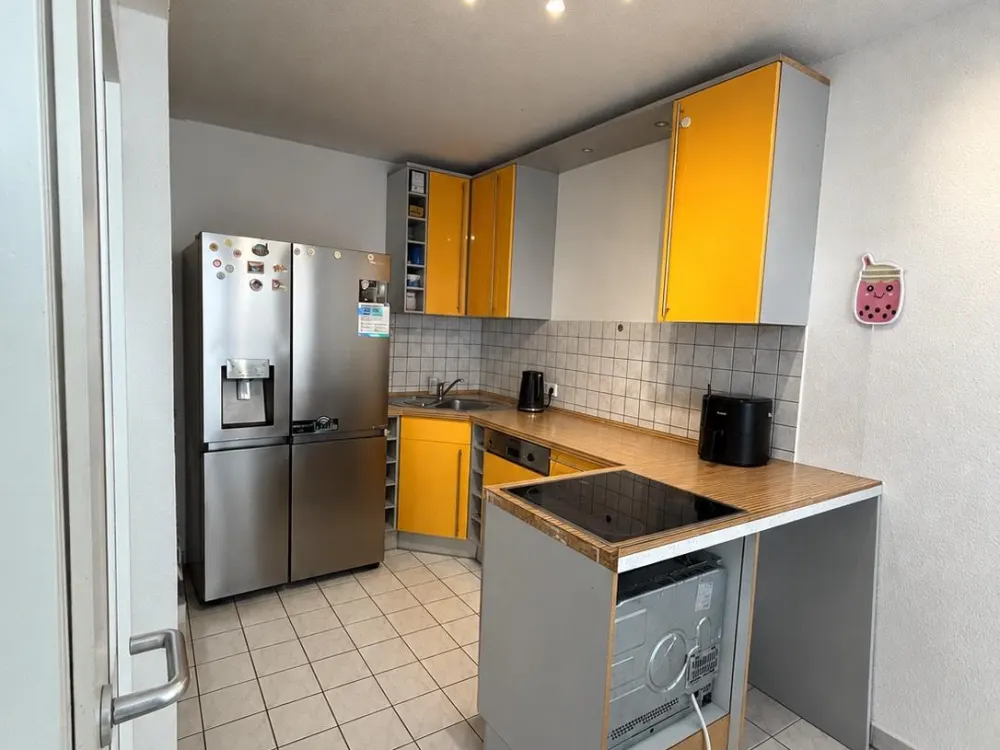 Helle 2-Zimmer-Wohnung mit Balkon in top Lage, ab 01.10./15.10.