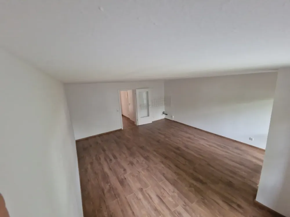 Wohnen mit Charakter: 2-Zimmer-Erdgeschosswohnung in Karlsruhe