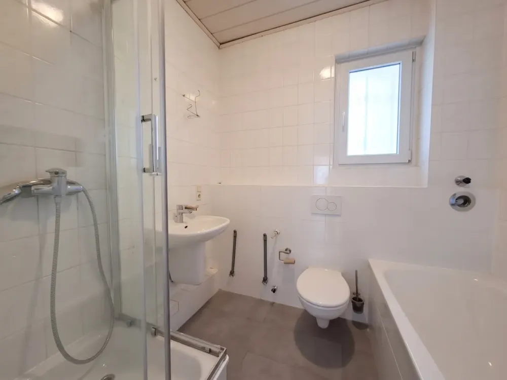 Geräumige 3 Zi.-Whg. mit Balkon