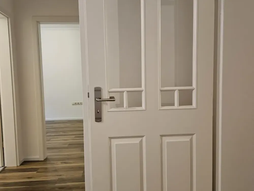 Erstbezug nach Sanierung - Haus im Haus - 3 -Zimmerwohnung mit Garten in Hamburg-Sülldorf