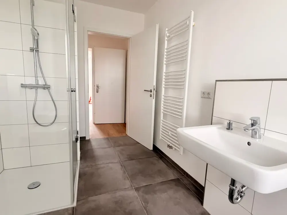 3 Zimmer / Erstbezug nach Sanierung