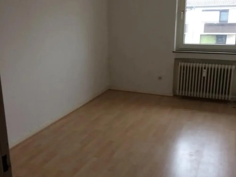 3-Zimmer-Wohnung mit Balkon in Hannover, Vinnhorst