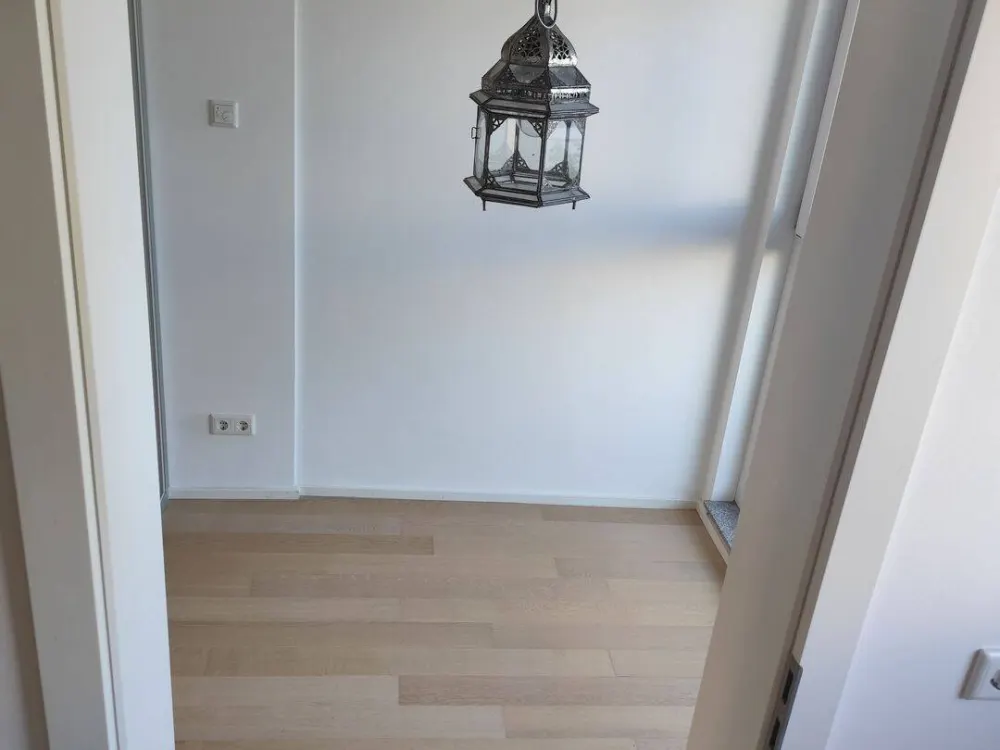 Freshly Renovated Barrier-Free Ground Floor Apartment with Terrace and Garden