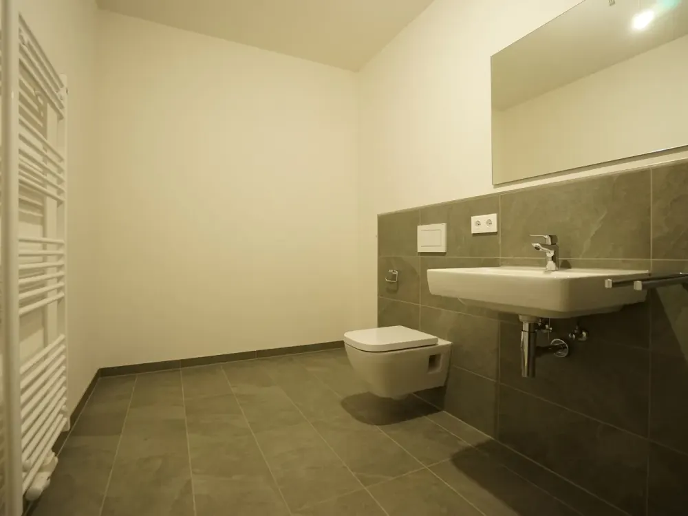 **Erstbezug** Hübsche 2-Raum-Wohnung mit Balkon in Dresden-Friedrichstadt