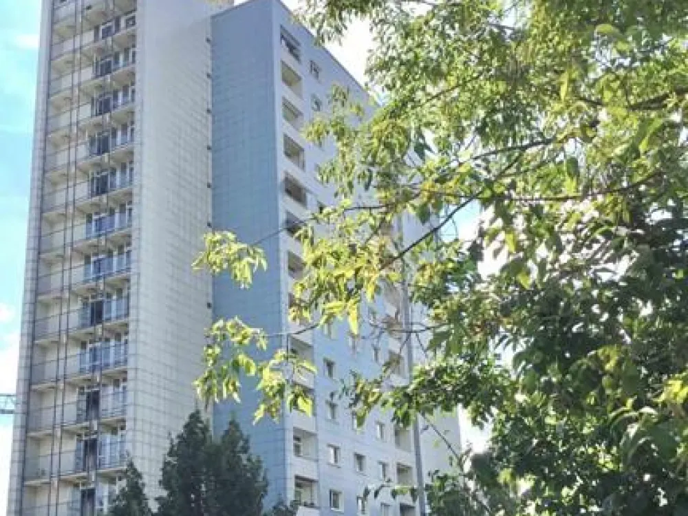 Comfortable Living in this Practical 2-Room Apartment with Balcony and Open Kitchen