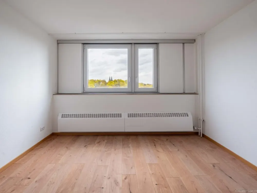 Voll möbliertes 15 m² WG-Zimmer - 4er WG - in Köln-Ehrenfeld, Ausblick im 9. OG!