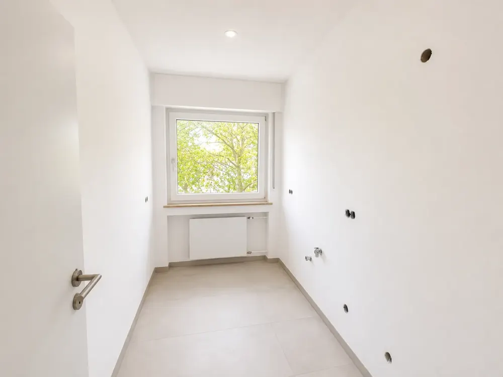 Top moderne Sonnenwohnung mit Loggia, Stellplatz, Küche! Erstbezug nach Modernisierung!
