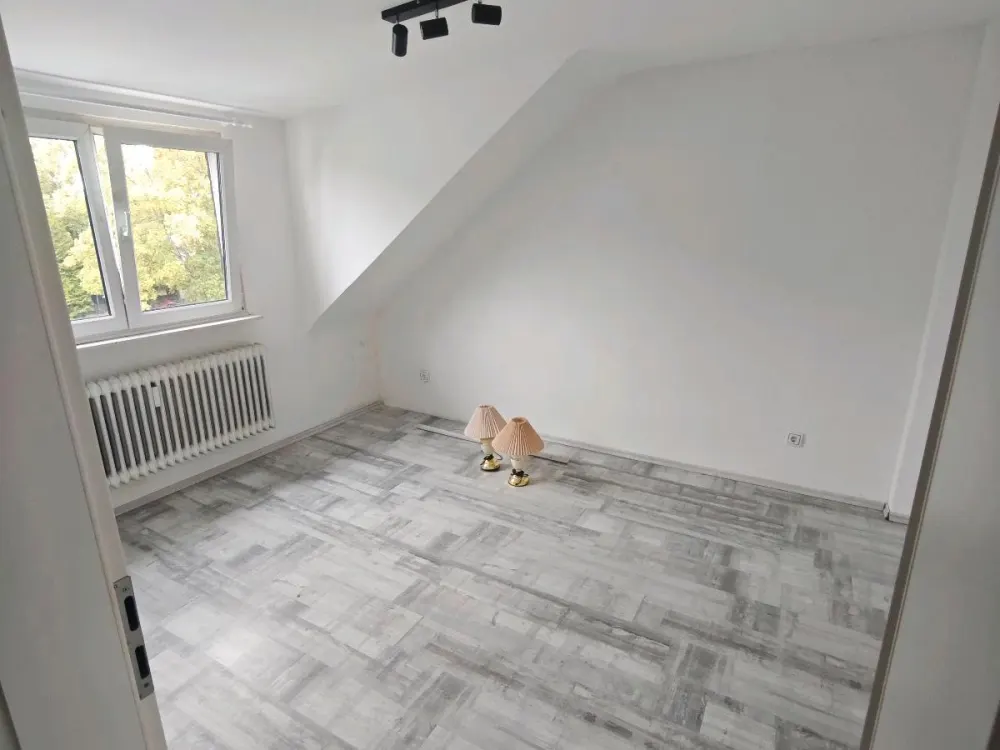 Großzügige 3-Zimmer-Wohnung in Köln-Porz-Eil, ca. 77 m²
