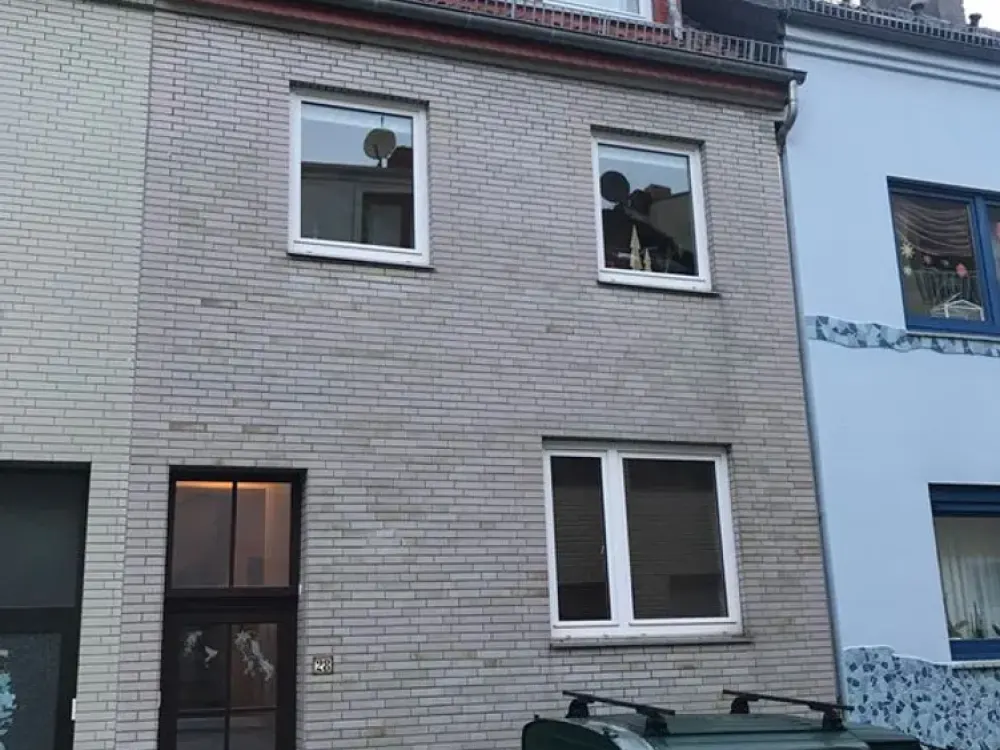 2-person shared flat centrally located in the Viertel, Raised ground floor, available from 01.07 - both rooms free