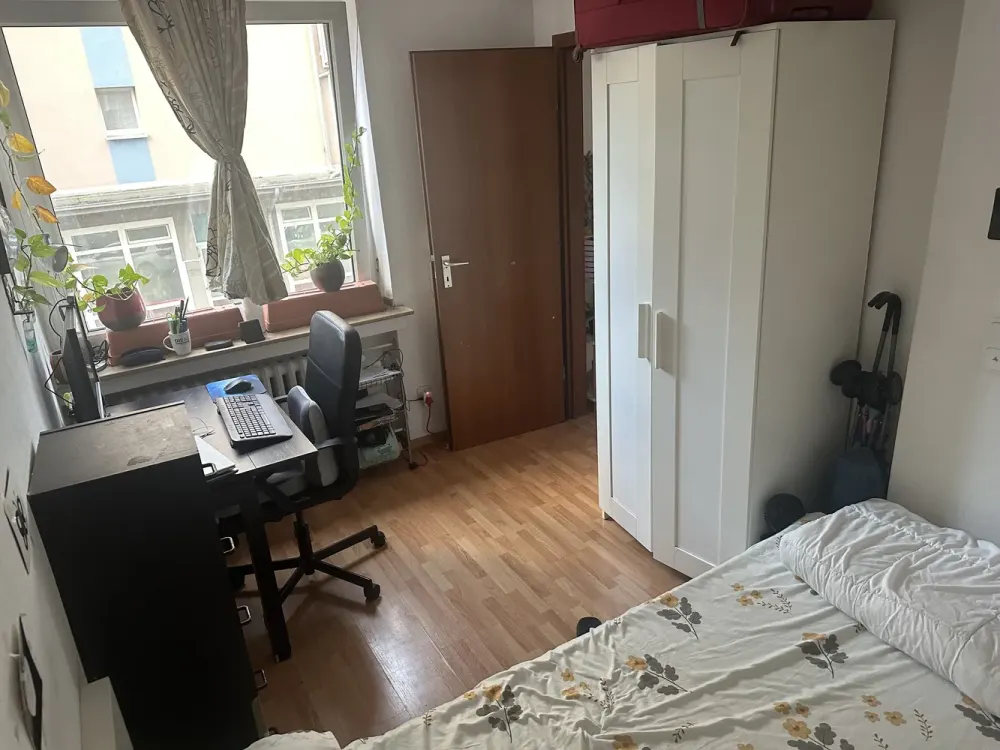 2-Zimmer-Wohnung mit Balkon in Düsseldorf-Mörsenbroich