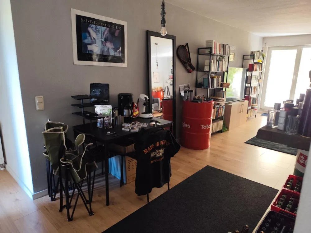 Möblierte 2 Zimmer 75 qm Wohnung mit Garten