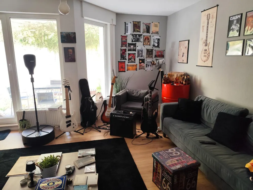Möblierte 2 Zimmer 75 qm Wohnung mit Garten