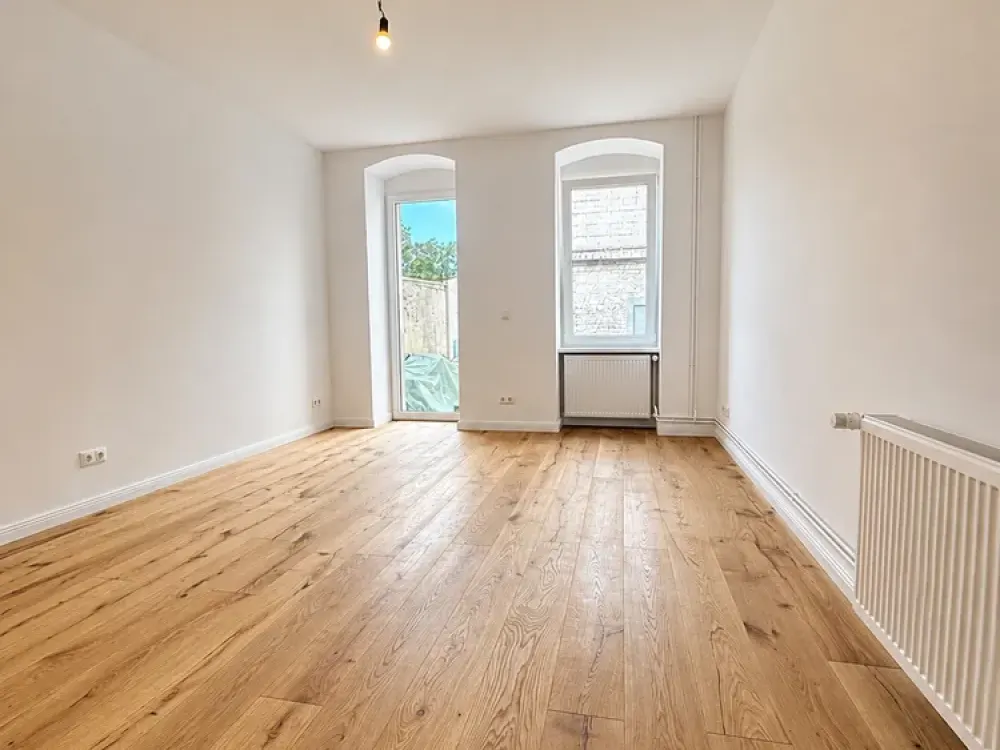 2 Zimmer mit offener Wohnküche und eigener Terrasse