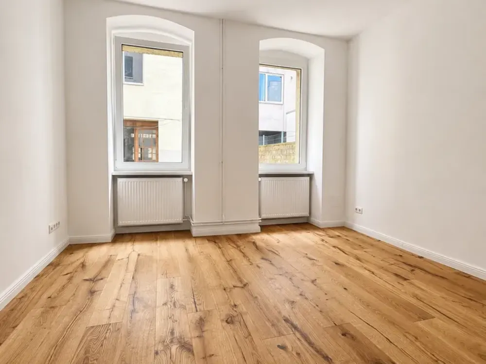 2 Zimmer mit offener Wohnküche und eigener Terrasse