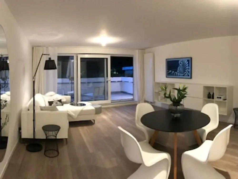 Design-Apartment, komplett möbliert mit traumhaften Dachterrassen