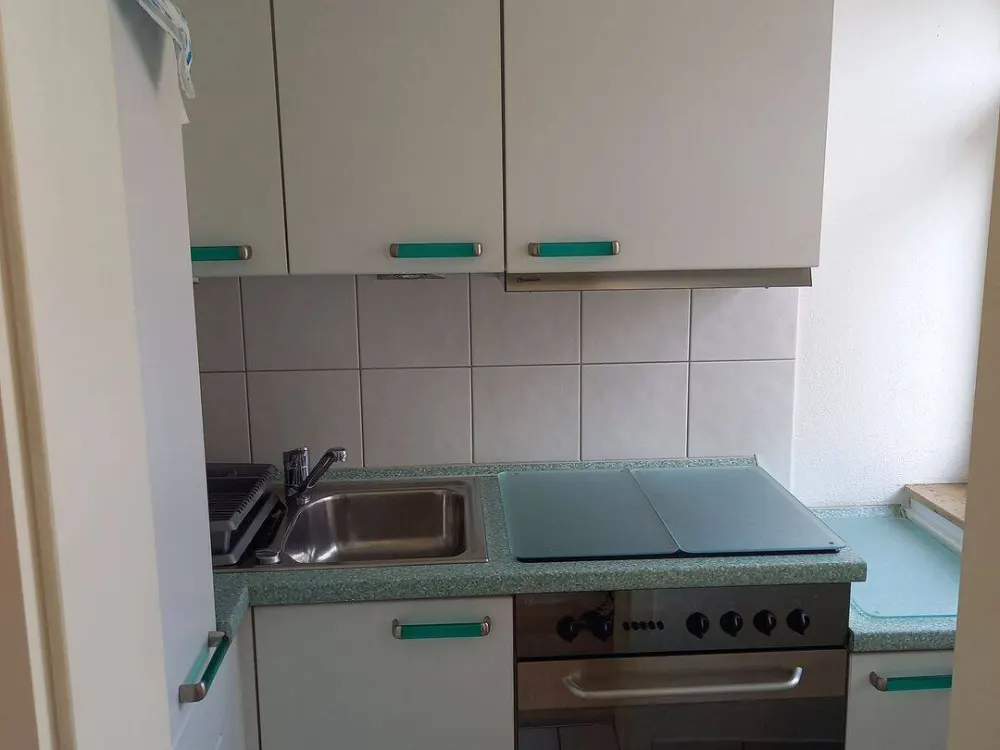 helle gemütliche Singlewohnung (EBK)