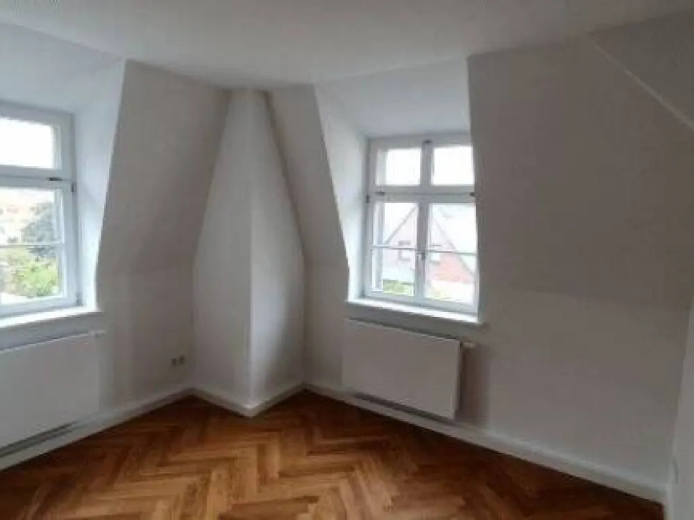 ~ Wohnen in Seenähe ~ mit Liebe für´s Parkett ~ Einbauküche