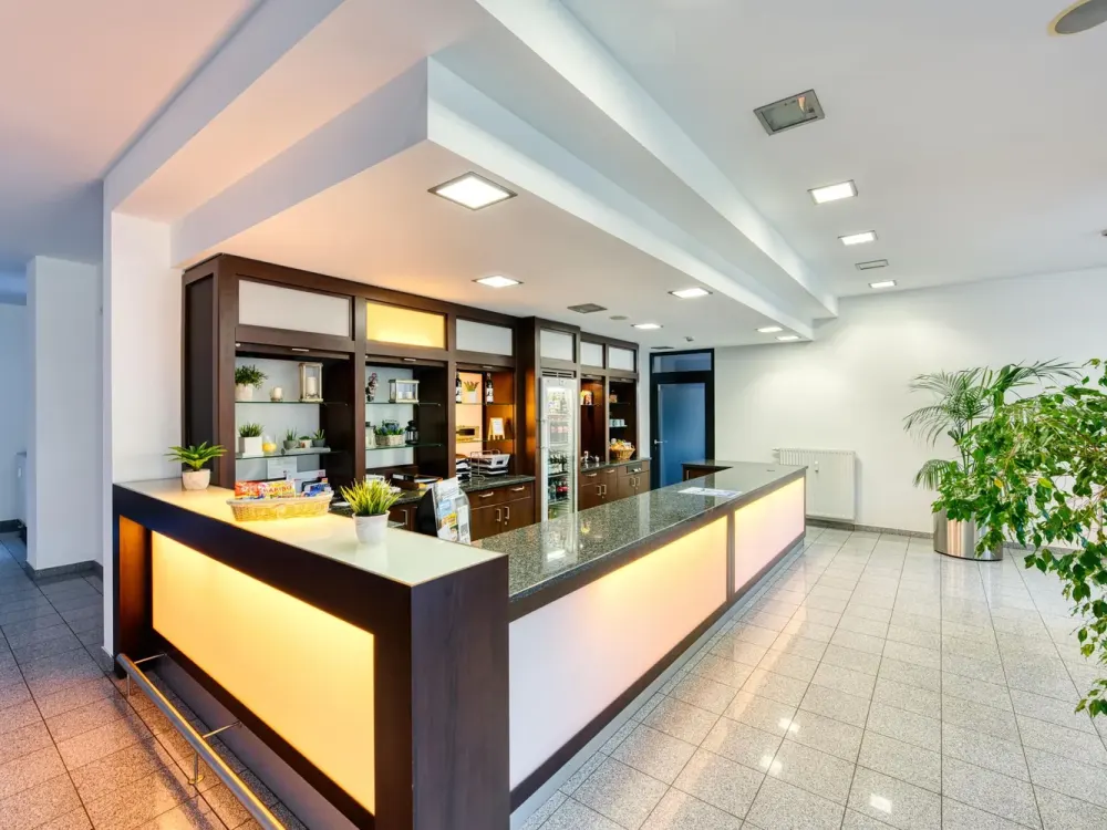 Moderne, neu möblierte 2-Zimmer-Wohnung in Frankfurt am Main - Ideal für Singles oder Paare