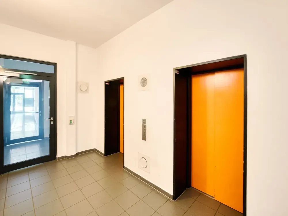 Moderne, neu möblierte 2-Zimmer-Wohnung in Frankfurt am Main - Ideal für Singles oder Paare