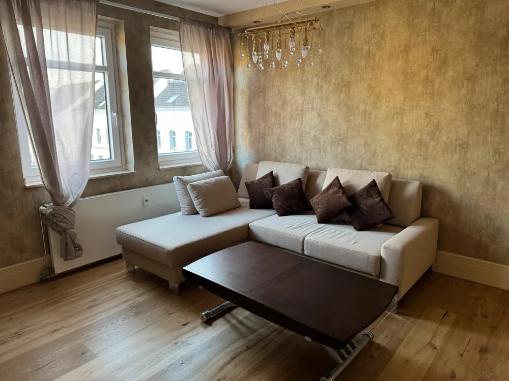 Schöne Möblierte 2-Zimmer-Wohnung EBK und Balkon in D.-Gerresheim