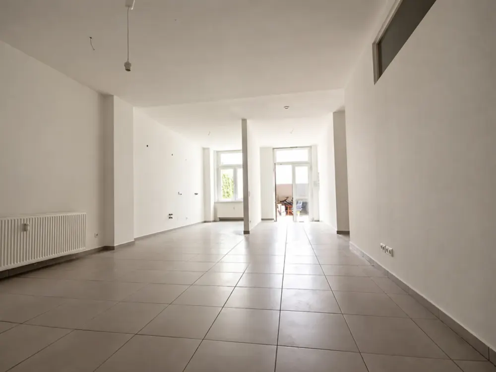 WG's aufgepasst I eigenes Hinterhaus | offene Küche | 2 Bäder | ab sofort