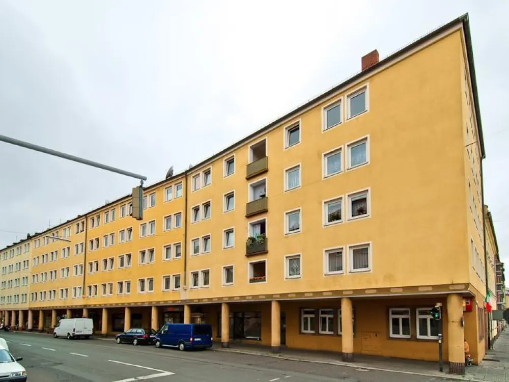Renovierte und gut geschnittene 2-Zimmer-Wohnung ab sofort frei