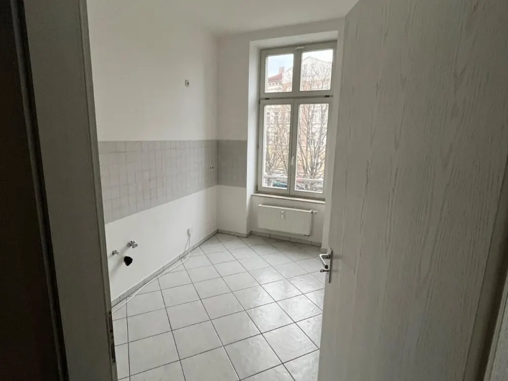 Beautiful 2-Room Apartment in Brühlervorstadt
