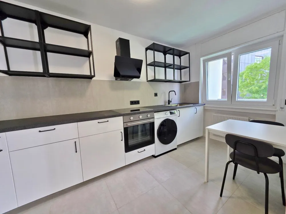 2-Zimmer-Wohnung in Karlsruhe Zentrum zu vermieten.