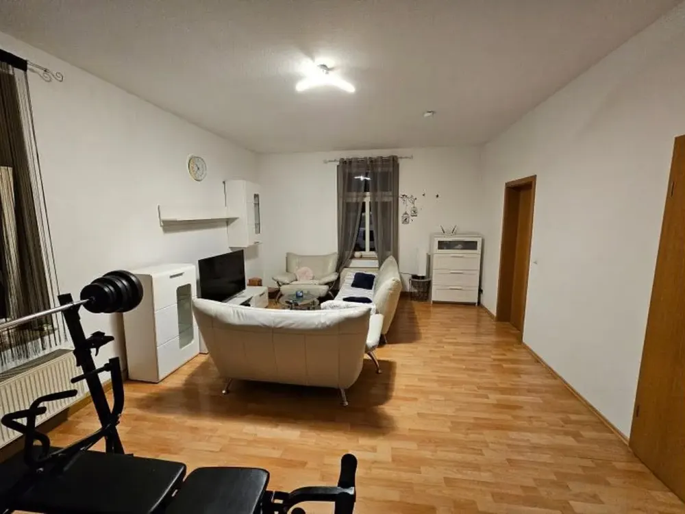 Schöne 2-Zimmer Altbauwohnung mit Einbauküche in Gohlis-Süd