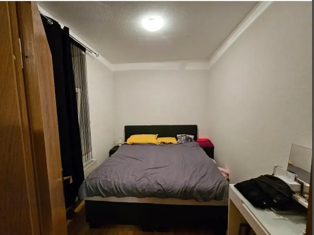 Schöne 2-Zimmer Altbauwohnung mit Einbauküche in Gohlis-Süd