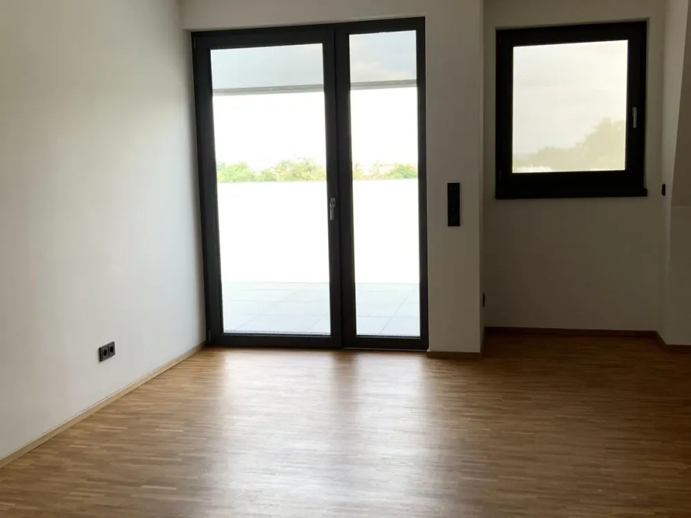 Hochwertige 2-Zimmer-Wohnung mit Loggia im Herzen der Äußeren Neustadt